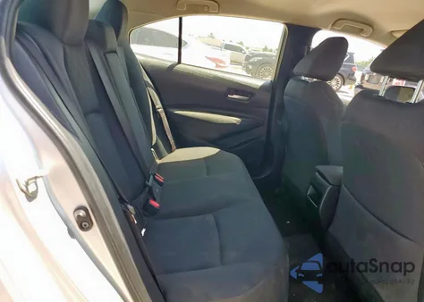 2020 Toyota Corolla Le z USA, uszkodzony, nr VIN JTDEPRAEXLJ044702